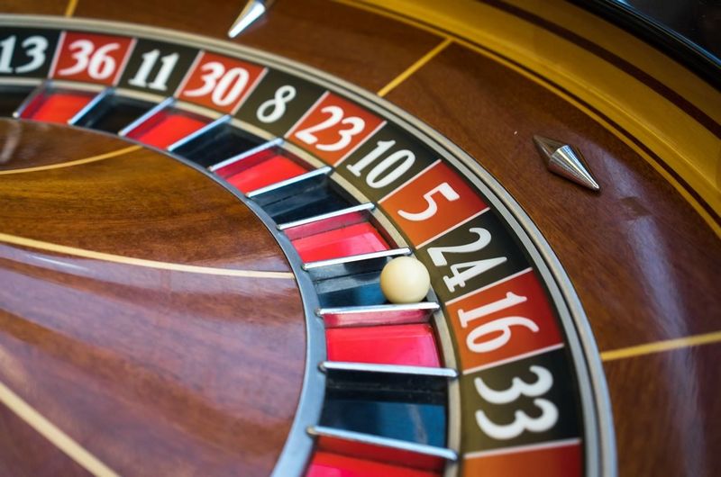 Обзор сайта Bollywood Casino: игры, бонусы, мобильная игра и общее впечатление